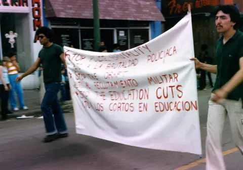 Workers' rights demonstration, Little Village